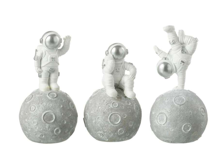 MONEY BOX ASTRONAUTS ON MOON POLY WHITE/SILVER ASSORTMENT OF 3