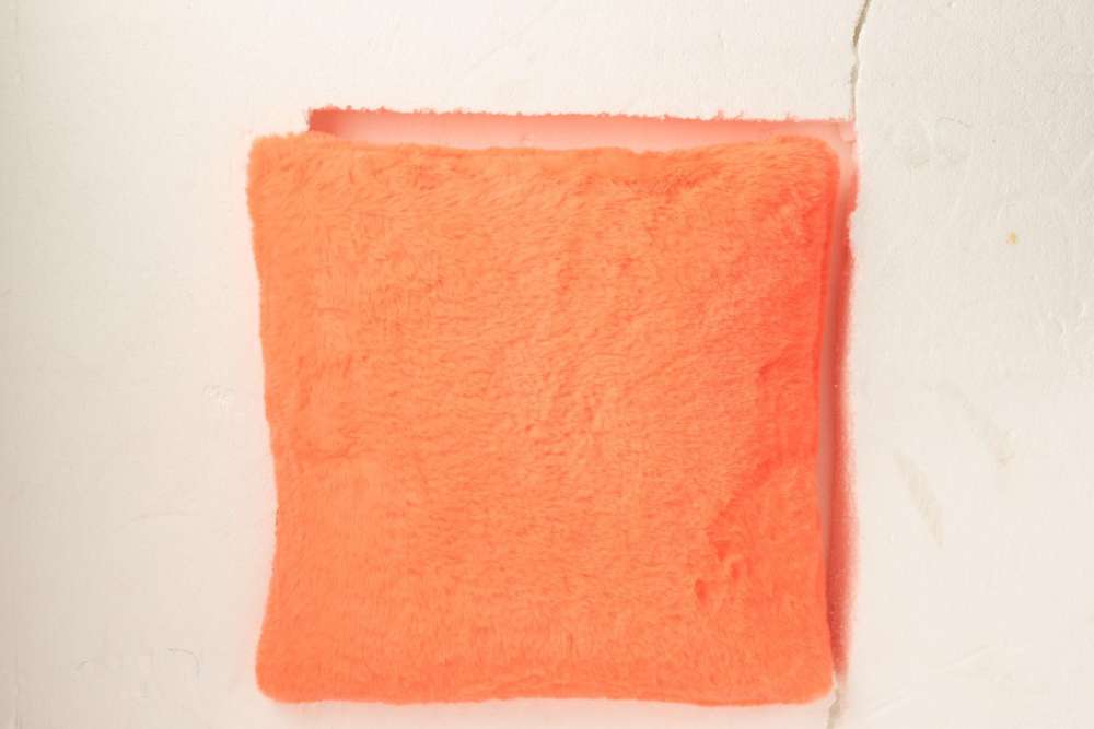 CUSHION CUTIE POLYESTER NEON RED