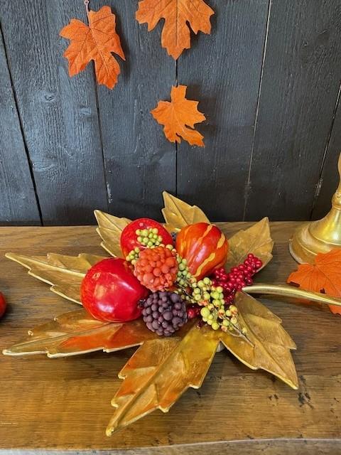 Fat Metall Lønneblad Gull Stor 43X41X5Cm