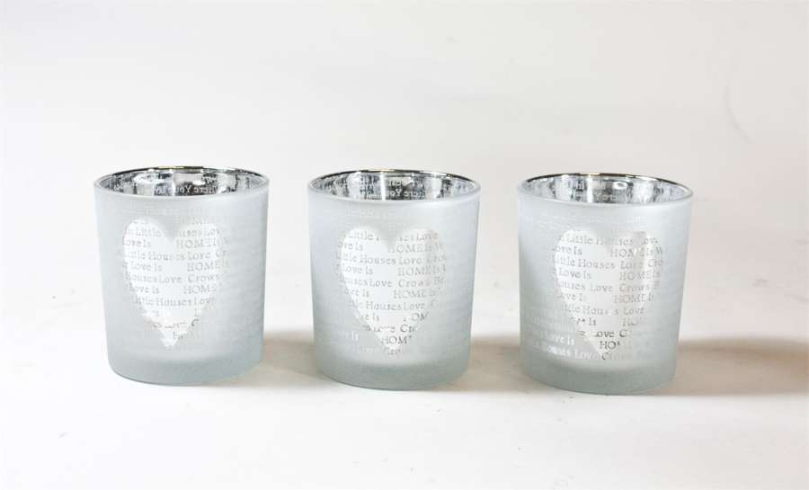 Lysglass Hvit M/Hjerte S/3 8Cm