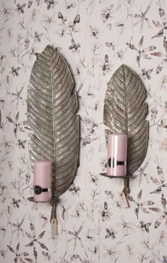 Vegglysestake i metall, formet som ett  blad -i fargen Sølv/Grå - 24x68cm