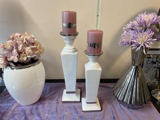 Lysestake Hvit/Sølv Liten 32Cm