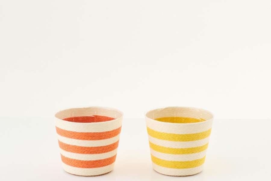 FLOWERPOT STRIPED PAPER YELLOW/ORANGE SMALL ASSORTMENT OF 2
