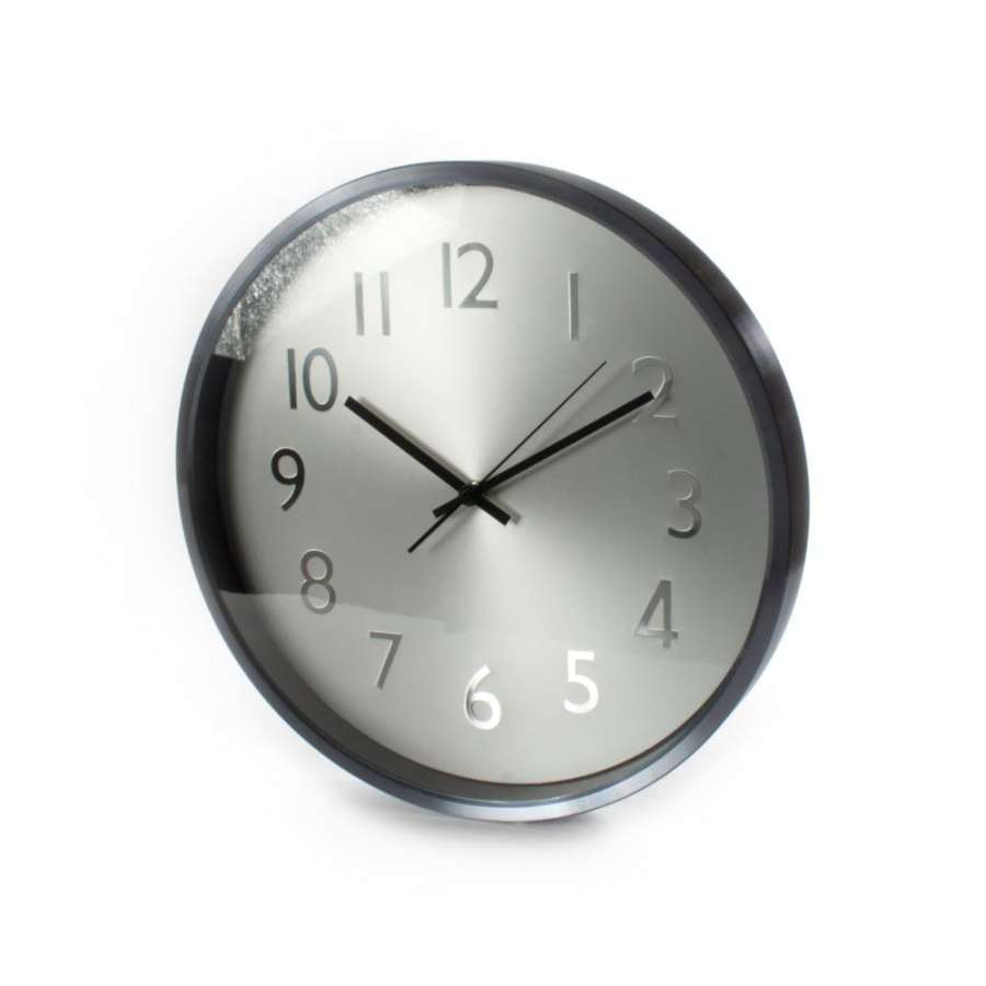 Veggklokke/ veggur  i Aluminium - fargen sort -35X35 cm