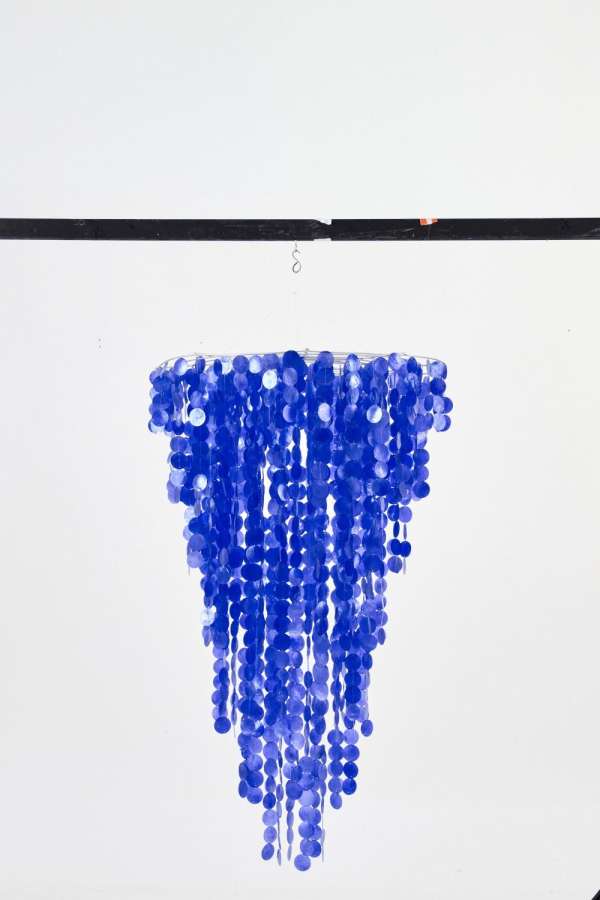 HANGER CAPIZ BLUE MEDIUM